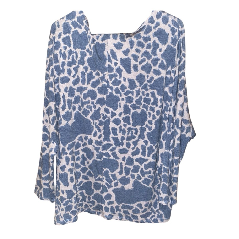 EMERALD COLLECTION Animal Printed Blouse. SZ L. NWT - Picture 2 of 6